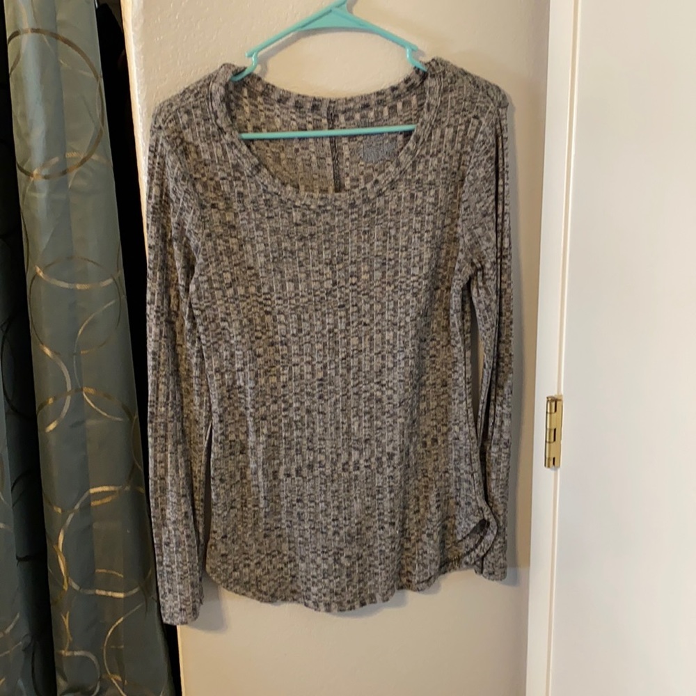 Grey scoop neck sweater